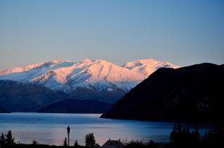 Tawhiri - tranquility, space and stunning views in paradise - Wanaka - 8