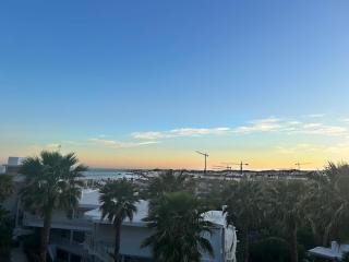 Beautiful modern apartement with Jacuzzi, 1 km from the beach - Torremuelle - 9