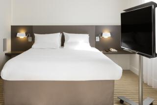 B&B HOTEL Rueil-Malmaison Gare - 9