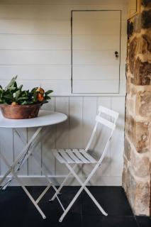 Secluded Stone Cottage perfect for Couples Escape - Waterfalls - 1