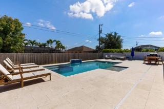 Blissful Poolside Haven Cape Coral - Cape Coral - 4