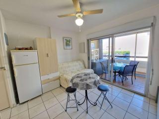 Studio Cabine avec Piscine, Terrasse et Parking, Proche Commodités - FR-1-387-206 - Marseillan - 9