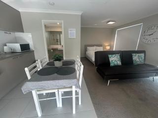 Apartment close to the beach - Jindalee - 8