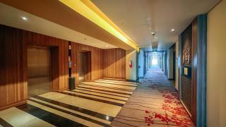 Swiss-Belhotel Karawang - 6