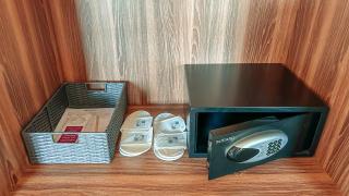 Swiss-Belhotel Karawang - 8