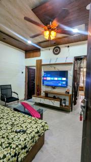 Agastya HomeStay by PR - Varanasi - 7