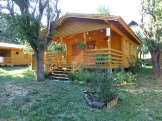 Camping, Hôtel De Plein Air Les Cariamas - Chateauroux-les-Alpes - 5