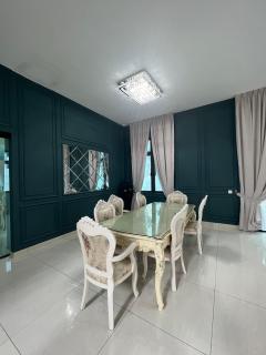 Indah Keluarga @ Villa Daddy - Johor Bahru - 8