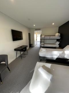 Harden Country Club Motel - Harden - 5