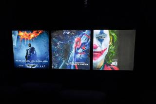 شقة فاخرة بغرفة سينما وحديقة - 7