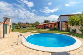 Pool & Spa House Betiga 2 - Happy Rentals - Barbariga - 1