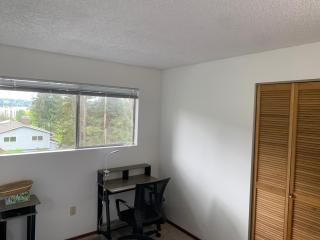 Landscape View queen-size room - Redmond - 9