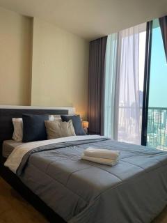 High-end condo with 5 mins to Terminal21 BTS MRT with Kitchen - 3