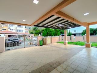 Gathering Corner House with 6 Rooms upto 16Pax by Manhattan Group - Kuala Lumpur - 1