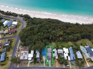 Nelson's Oasis By The Beach - 5