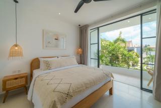 Puri Senang - Modern 4BR Pool Villa , Central Berawa , 6 min to Beach & Finns - 6