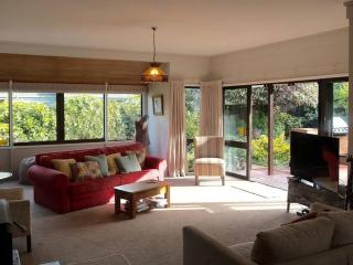 Retreat on Cheltenham - 3