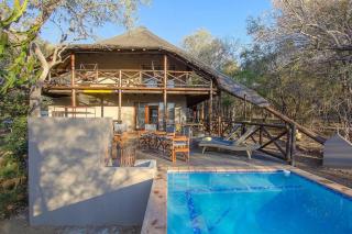 Luxury GuesthouseCo HoneymoonHouse - Marloth Park - 9