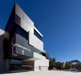Perfect Holiday Home with Private Rooftop - Sidney - 3