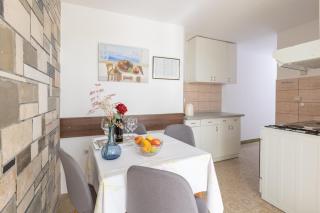 Apartman Mara Brela - Brela (Brella) - 1