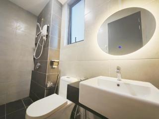 3410 Home4Stay TownArea NewCozyHome InfinityPool - Jelutong - 3