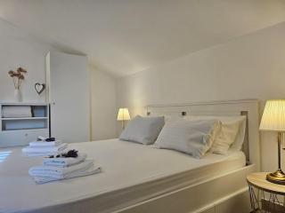 Maris Sea View Apartment - 2