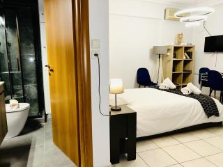 Ella Suite - Piraeus - 4