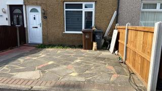 Peeams abode - Dagenham - 9