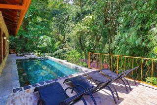 Restful Casa Quetzal Luxurious Rainforest Retreat - Quepos - 9
