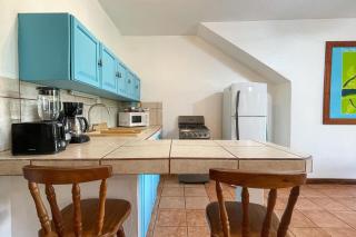 EcoCondo 5 in Secured Community Paradise w pool - 4