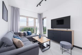 Charming Apartment with Parking in Katowice by Noclegi Renters - Kattowitz - 6