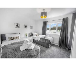 Manchester City Centre House, perfect for long stays! Parking, Wifi, Outdoor space - Manchester - 5
