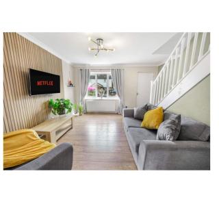 Manchester City Centre House, perfect for long stays! Parking, Wifi, Outdoor space - Manchester - 2
