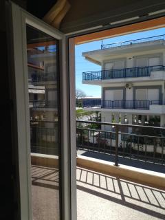 Haus Jorgos Apartments by Booking Kottas - Paralia Dionisiou - 2