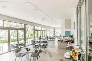 Capital on Bath Apartments - 3