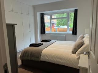 Spacious self-contained flat - 33AS1 - 4