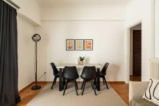 YestayHomes Two Bedroom Apartment Tsakalof - Atene - 8