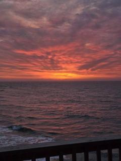 Embrace Oceanfront Elegance: Book Your Stay at Sunrise Oasis - North Topsail Beach - 0