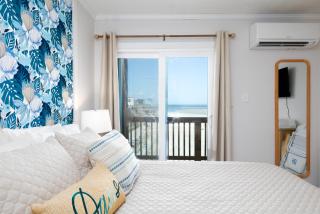 Embrace Oceanfront Elegance: Book Your Stay at Sunrise Oasis - North Topsail Beach - 6