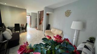 MONACO CENTRAL DUPLEX, 8 Sleeps BnbRickeys - Beausoleil - 0