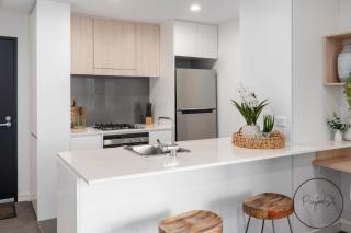 Beachfront Beauty - Wifi Included - Newcastle - 7