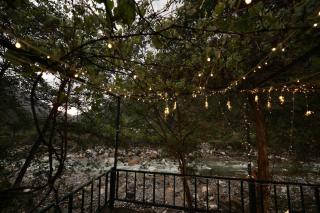 Thehraav By The River - Mudhouse Odyssey, Tirthan Valley - 1