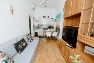 Margaret & Violet - Stylish Downtown Apartments in Budapest - Budapest - 1