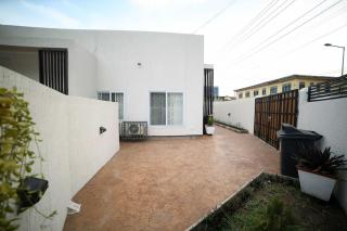 The Chelsea TownHouse C - Accra - 9