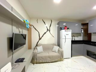 Apart Completo no Centro do DF com Boa Localização - Guara II - 0