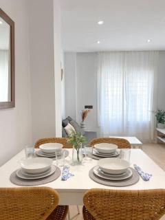 Cosy Beach Apartment - 6