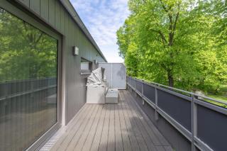 Penthouse Tine - 4