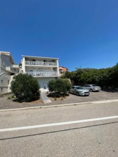 Salah - Neum - 0