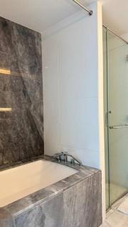Charming Duplex 1 Bdr Apartment - 6