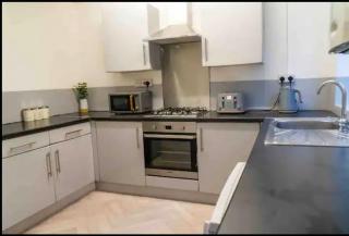 4 Bed House Harborne Near QE & UoB Sleeps 7 - 0